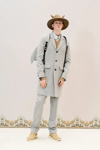 Look 47